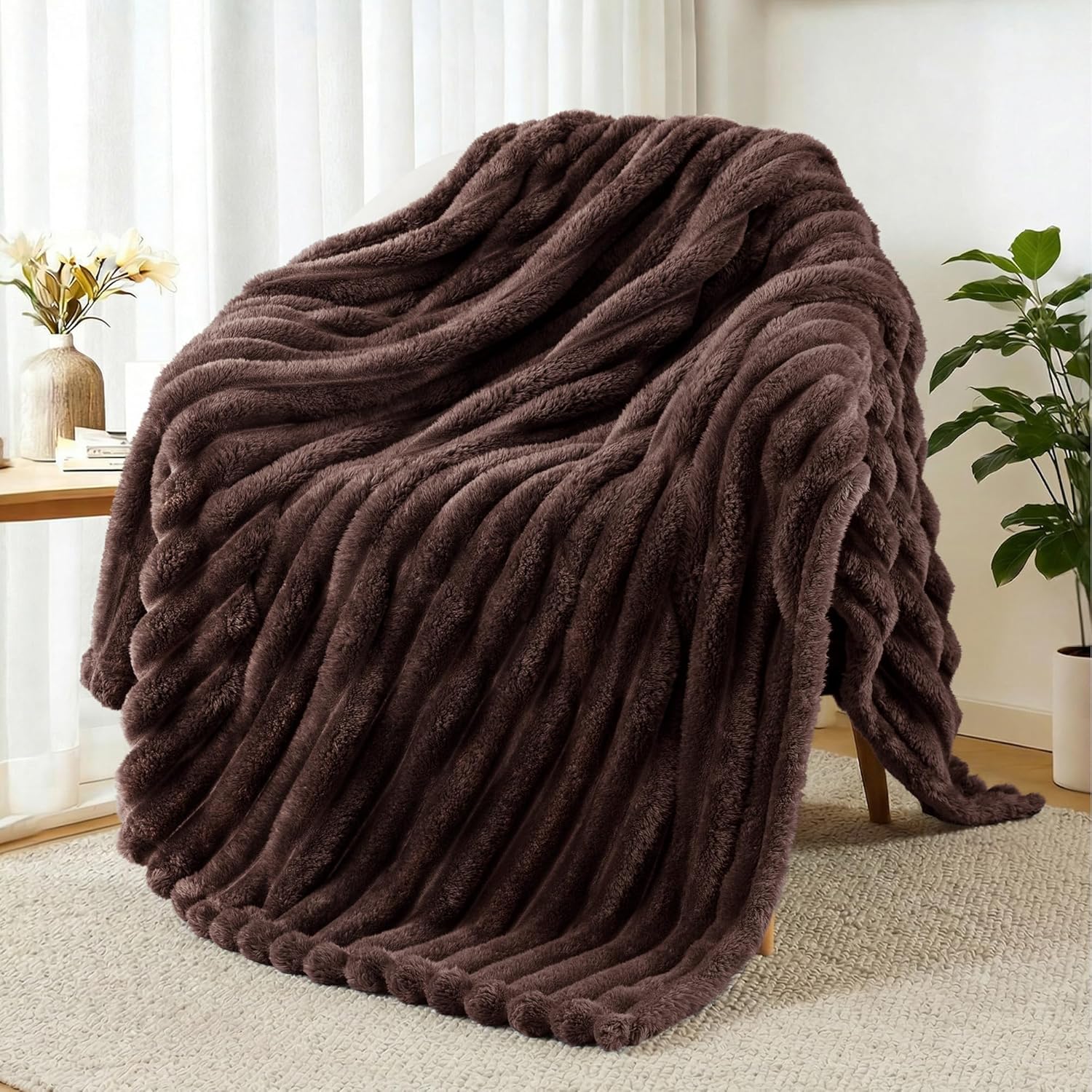 Custom Ribbed Striped Plush Throw Fleece Blanket Wholesale USA